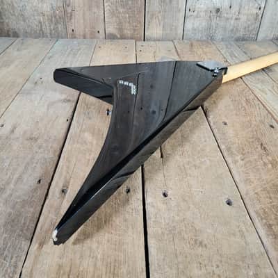 Jackson JS30RR Randy Rhodes V 2009 w/Jackson Molded Case- Black image 14