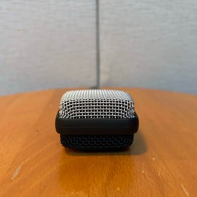 Sennheiser e609 Silver Supercardioid Dynamic Microphone 1998 - Present - Dark Gray image 6