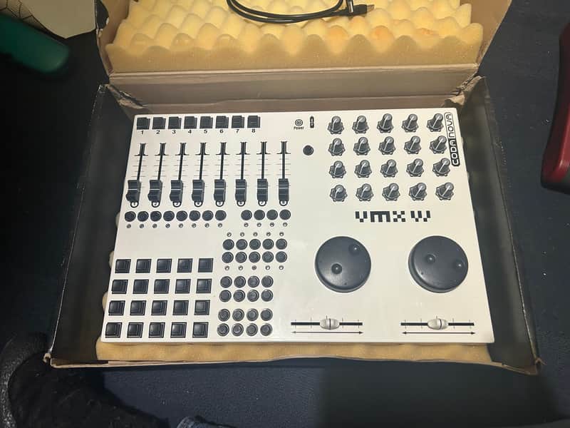 CODA NOVA VMX W 1999 MIDI controller VJ- white image 1
