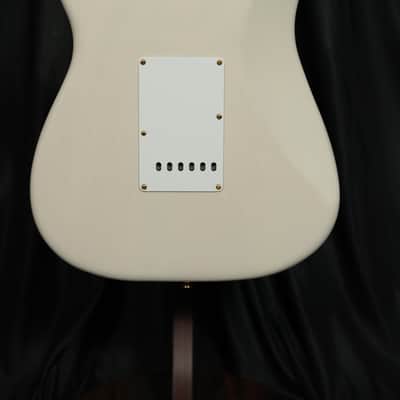 Fender Limited Edition Vintera III Late '50s Stratocaster White Blonde image 6