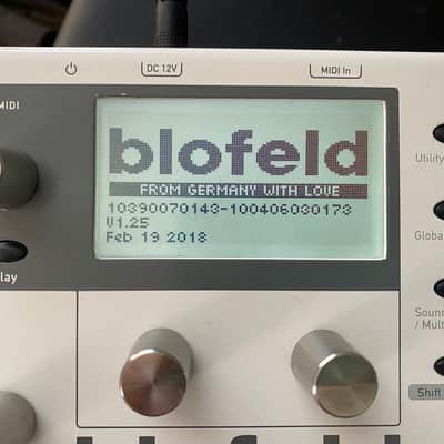 Waldorf Blofeld Desktop Synthesizer 2007 - Present White image 2