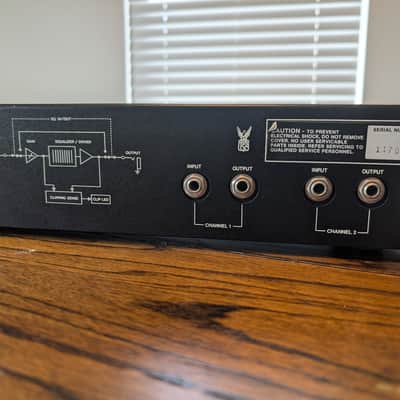 Electro-Voice EV EVT 2210 | Tapco Stereo One-Octave Equalizer | 10 Band EQ image 4