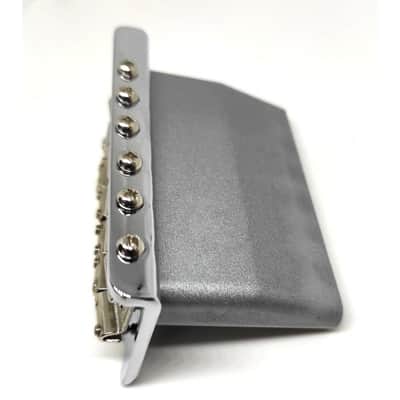 Fender® American standard Stratocaster Chrome Tremolo bridge assembly (two-point image 8