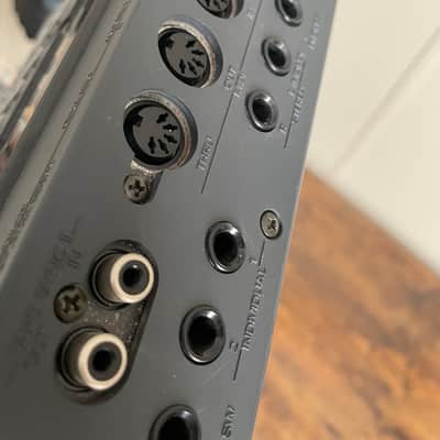 Roland R-70 Vintage Drum Machine (with original power cable) (READ description) image 4