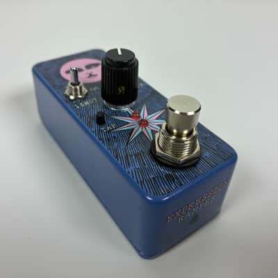 Old Blood Noise Endeavors Expression Ramper V2 - Darklight Blueberry - Excellent Condition with Box image 8