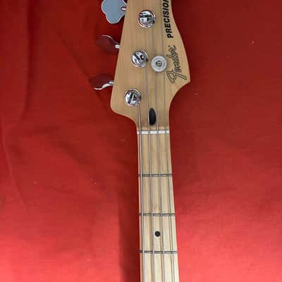 Fender Deluxe Active Precision Bass with Maple Fretboard 2020 - 2021 - Sapphire Blue Transparent image 2