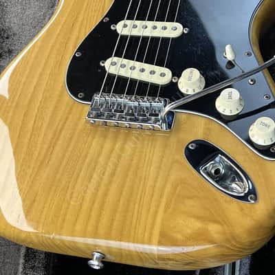 1982 Fender - Stratocaster - Vintage - ID 2635 image 4