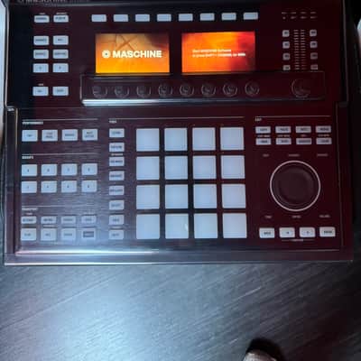 Native Instruments Maschine Studio 2010s - Black image 2
