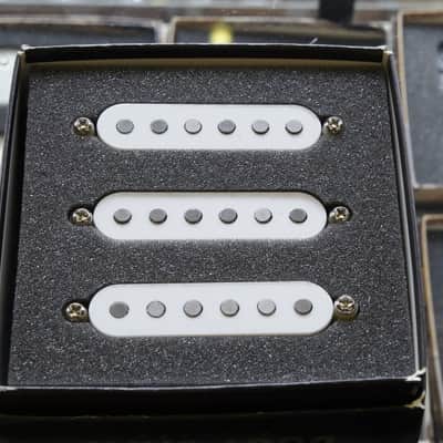 Bare Knuckle Bootcamp Brute Force Strat Single Coil Set - White image 1