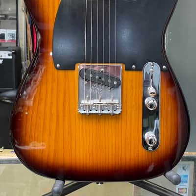 Fender Esquire Limited Edition 70th Anniversary 2020 - 2 Colour Sunburst image 2