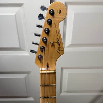 Fender 1999 Custom Shop Classic Player Stratocaster V- Neck - Aged Cherry Sunburst image 3