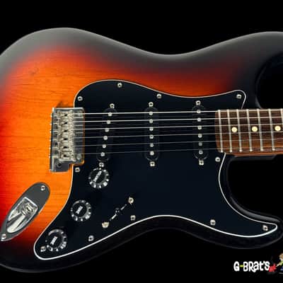 2016 Fender Stratocaster Standard Limited Edition with Solid Rosewood Neck - 3-Tone Sunburst image 1