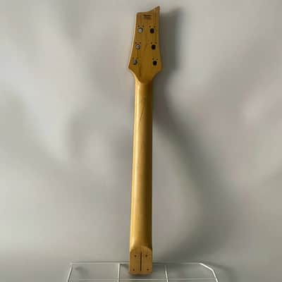 LAG Short Scale Electric Guitar Maple Neck, Rosewood Fingerboard image 4