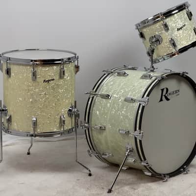 Rogers 22/13/16" 60's Fullerton-Era Holiday Drum Set - White Marine Pearl image 3