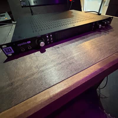 Universal Audio Apollo 8 QUAD Thunderbolt 2 Audio Interface 2010s - Black image 2