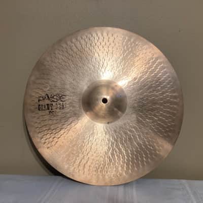 Paiste Giant Beat 15” Top hi hat cymbal 897 grams - Brilliant image 3