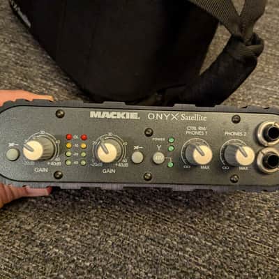 Mackie Onyx Satellite FireWire Audio Interface Preamp (No Base Station) with travel case and accessories image 4