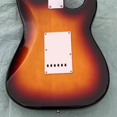 Fender Stratocaster LEFTY 1996 - Sunburst Made in Japan image 10