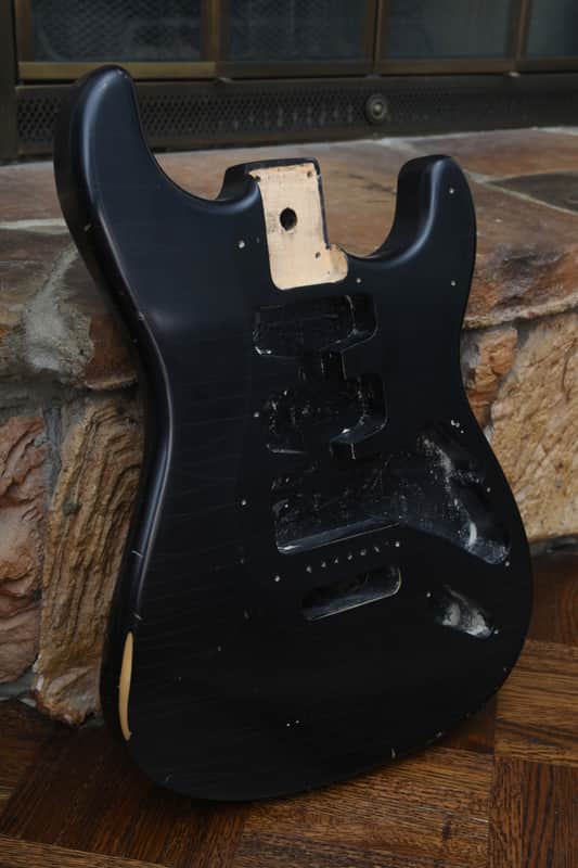 Allparts Stratocaster Body Black Aged Relic Nitrocellulose Lacquer Fender Licensed Strat image 1