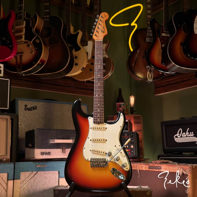 Fender Stratocaster 1965 - Sunburst image 1
