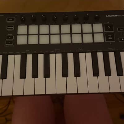 Novation Launchkey Mini MKIII MIDI Keyboard Controller 2019 - Present - Black