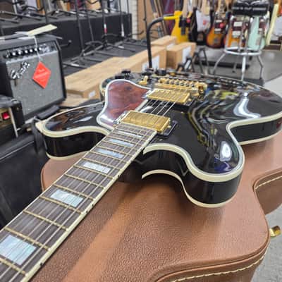 Gibson BB King Lucille 2001 with case - Ebony image 14