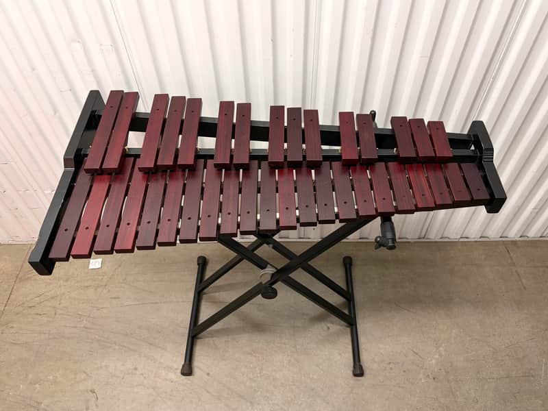 Xylophone by Stagg - 3 Octaves - with Stand image 1