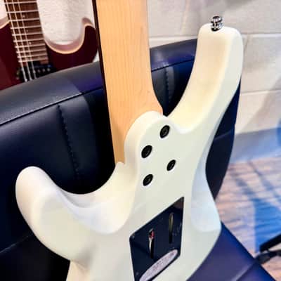 🔥2017🔥 Schecter Sun Valley Super Shredder FR~ Gloss White~ Floyd Rose! image 15