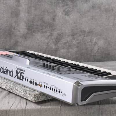 Roland Fantom X6 Synthesizer Workstation Keyboard in Very Good condition. image 13