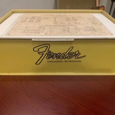 Fender Vintage String Display 1960's-1970's Yellow --> WITH STRINGS! image 3