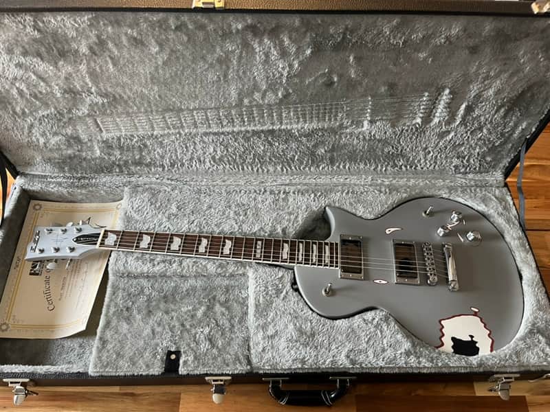 2012 ESP Truckster Aged Primer Grey James Hetfield Signature w/ COA image 1