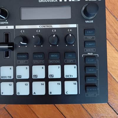 Roland MC-101 Groovebox / Drum Machine / Synthesizer image 3