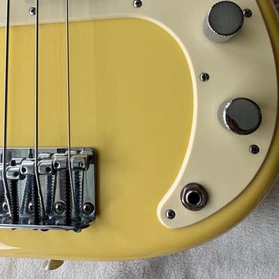 Fender Player Precision Bass with Maple Fretboard 2018 - 2024 - Buttercream image 7