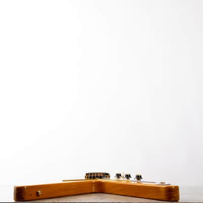 Gibson Custom 1958 Korina Flying V White Pickguard, Natural | Demo image 6