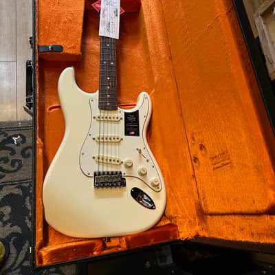 NEW UNPLAYED! Fender American Vintage II '73 Stratocaster with Rosewood Fretboard- Olympic White image 1
