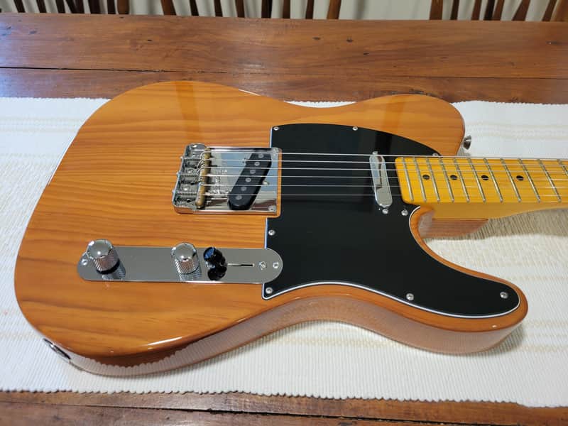 Fender American Professional II Telecaster with Maple Fretboard