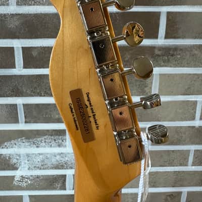 Squier Classic Vibe ‘60s Custom Esquire Limited Edition 2025 - Shell Pink image 5