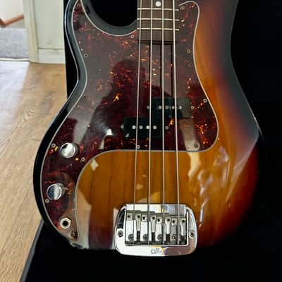 G&L LB-100 USA Bass – Left-Handed – Flame Sunburst + OHSC – Excellent 💲**$1,000** Used – Excellent image 5