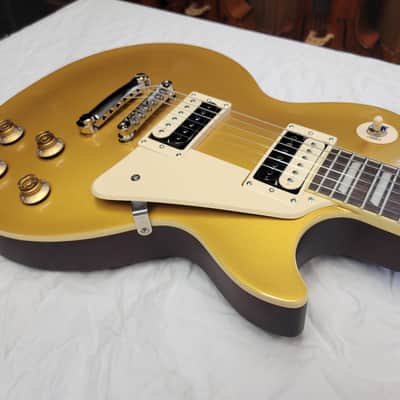 Epiphone Les Paul 'Traditional Pro' Model Electric Guitar w/ Metalic Gold Top. Includes Deluxe Archtop Case image 3