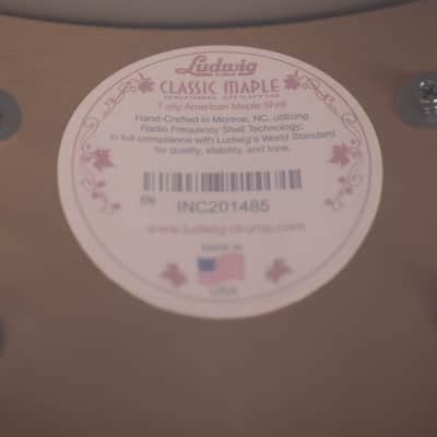 Mint Ludwig 5" x 14" Classic Maple Snare Drum, Red Sparkle image 4
