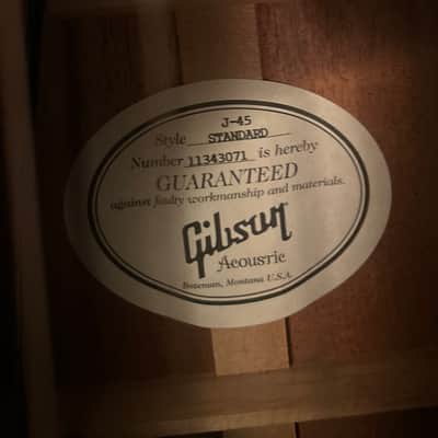 Gibson J 45 Standard 2013 - Sunburst image 6