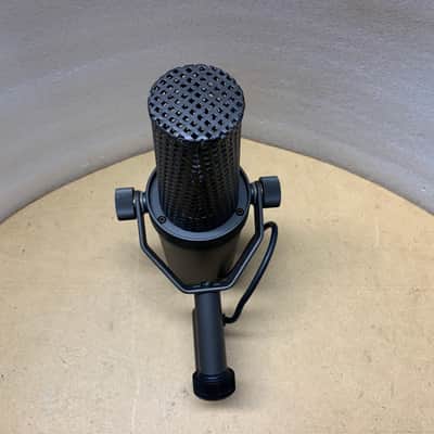 SHURE SM7 MICROPHONE- VINTAGE! ORIGINAL VERSION! RARE! MAKE OFFER!! image 8