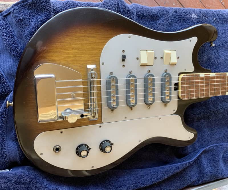 TEISCO WG-4L Circa 1960’s Electric Guitar Sunburst 4 pickup combo w Gigbag image 1