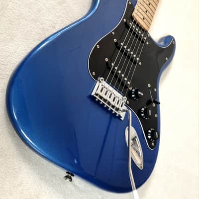 Fender Squier Affinity Stratocaster Lake Placid Blue image 2