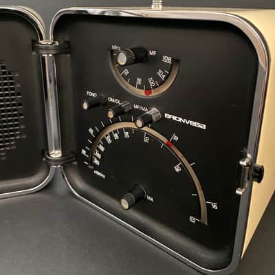 Brionvega Radio Cubo TS502 60s-70s image 2