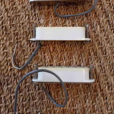 Unknown Strat Pickup Set 2010s - Aged White image 3