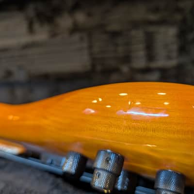 Spector NS2000/5 Neck-Through 5-String | Amber Quilt | EMG BQC Preamp | Spector Case image 5