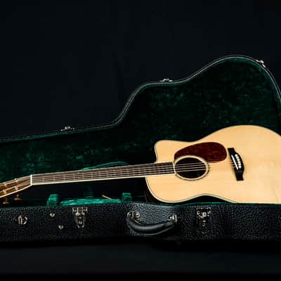 Bourgeois GAC-150 Ziricote And Italian Spruce Grand Auditorium Cutaway NEW image 25