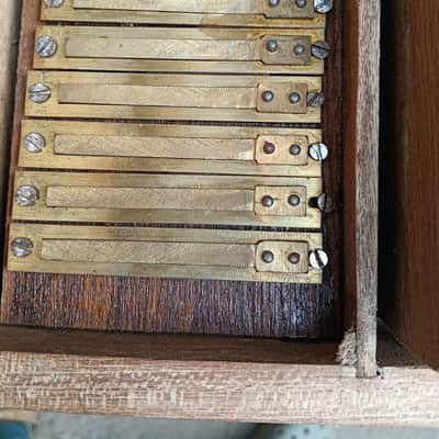 Amazing Teack Wood professional Harmonium, 45 years old, powerful and sweet sound, handmade image 7