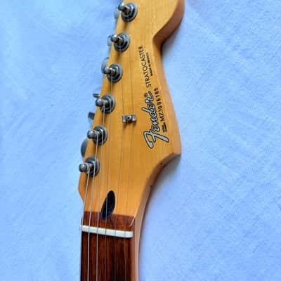 Fender FSR "Splattercaster" Standard Splatter Stratocaster with Rosewood Fretboard 2003 - 2004 - Violet, Daphne, Agave, Lake Placid, and Midnight Blue Swirl over Olympic White image 7